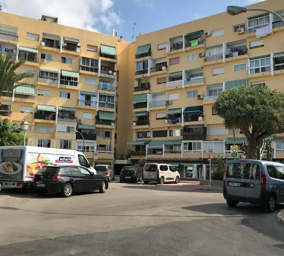 Palmeras 312 Suites Marbella Apartment